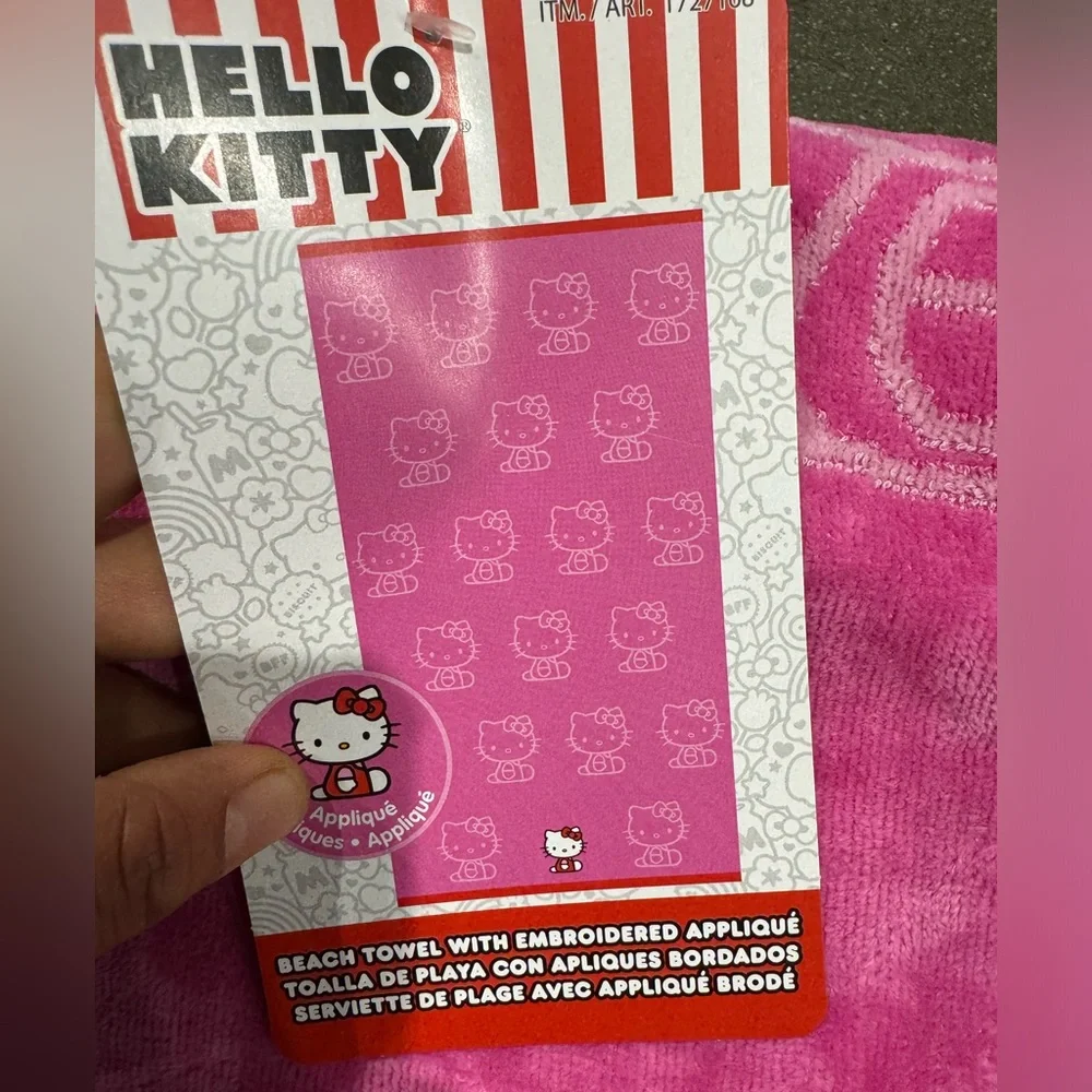 Hello kitty Beach towel with Embroidered (86 cm X 160 cm )